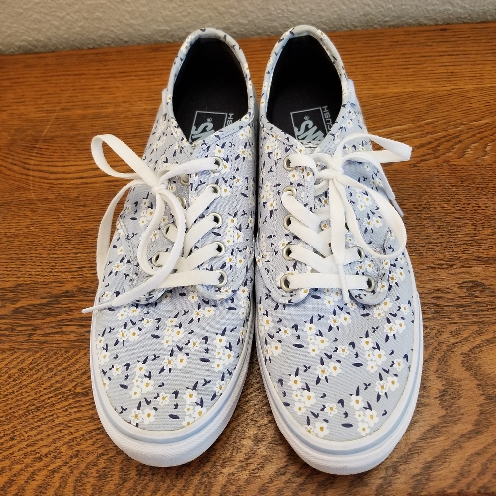 Women's Van's Size 10